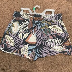 Flowy/breezy summer shorts